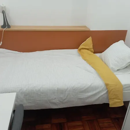 Carriche Homestay Lisbon